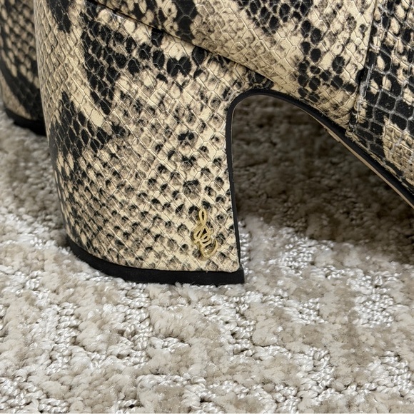 Sam Edelman Snakeskin Block Heel Ankle Boots 9.5 Pointed Toe Chic Fall - Picture 7 of 10